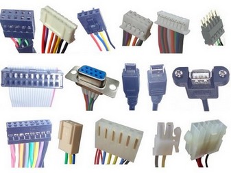 Custom mixed connector/pitch cables